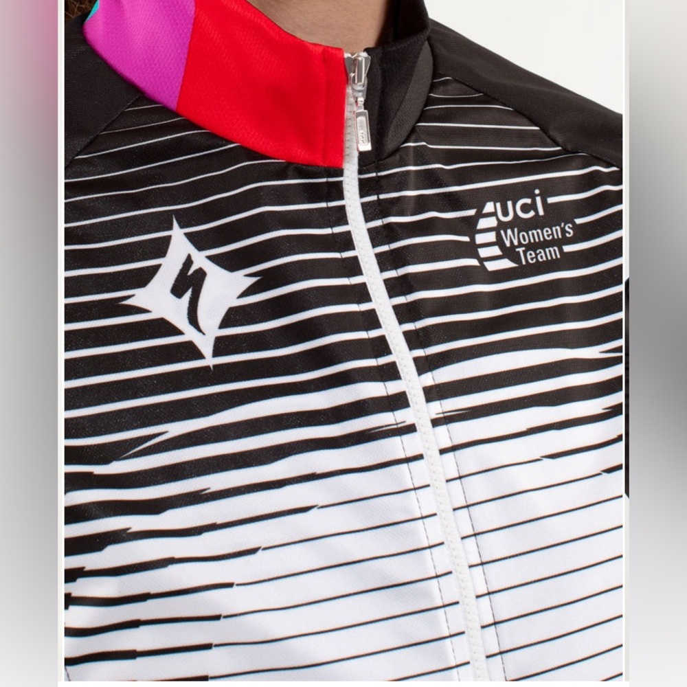 Lululemon Specialized Wind Jacket - image 5